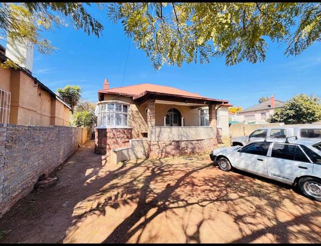 3 BEDROOM HOUSE FOR SALE IN KENSINGTON